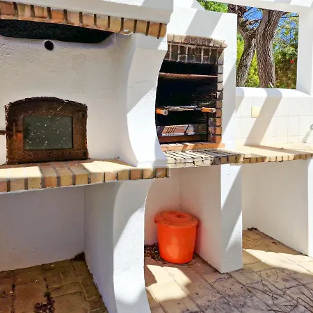 Crispa - Free Hot Jacuzzi - By Bedzy * Albufeira